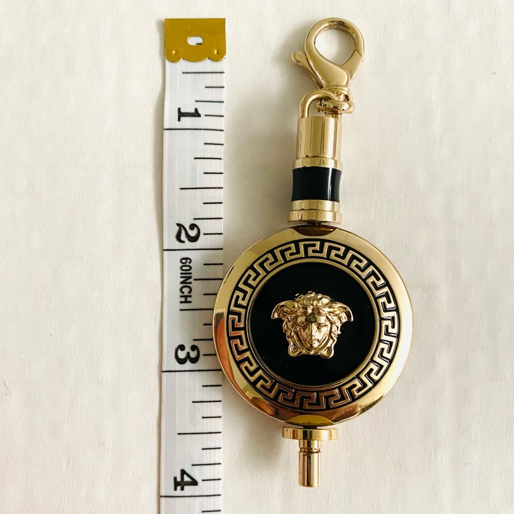 ๐ฅ Versace Medusa Black & Gold Key Chain, Bag charm ๐ฅ - Picture 4 of 5